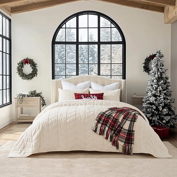 3 Pieces Luxurious Velvet King Quilts, Ultra Soft Lightweight Velvet Comforter Set,