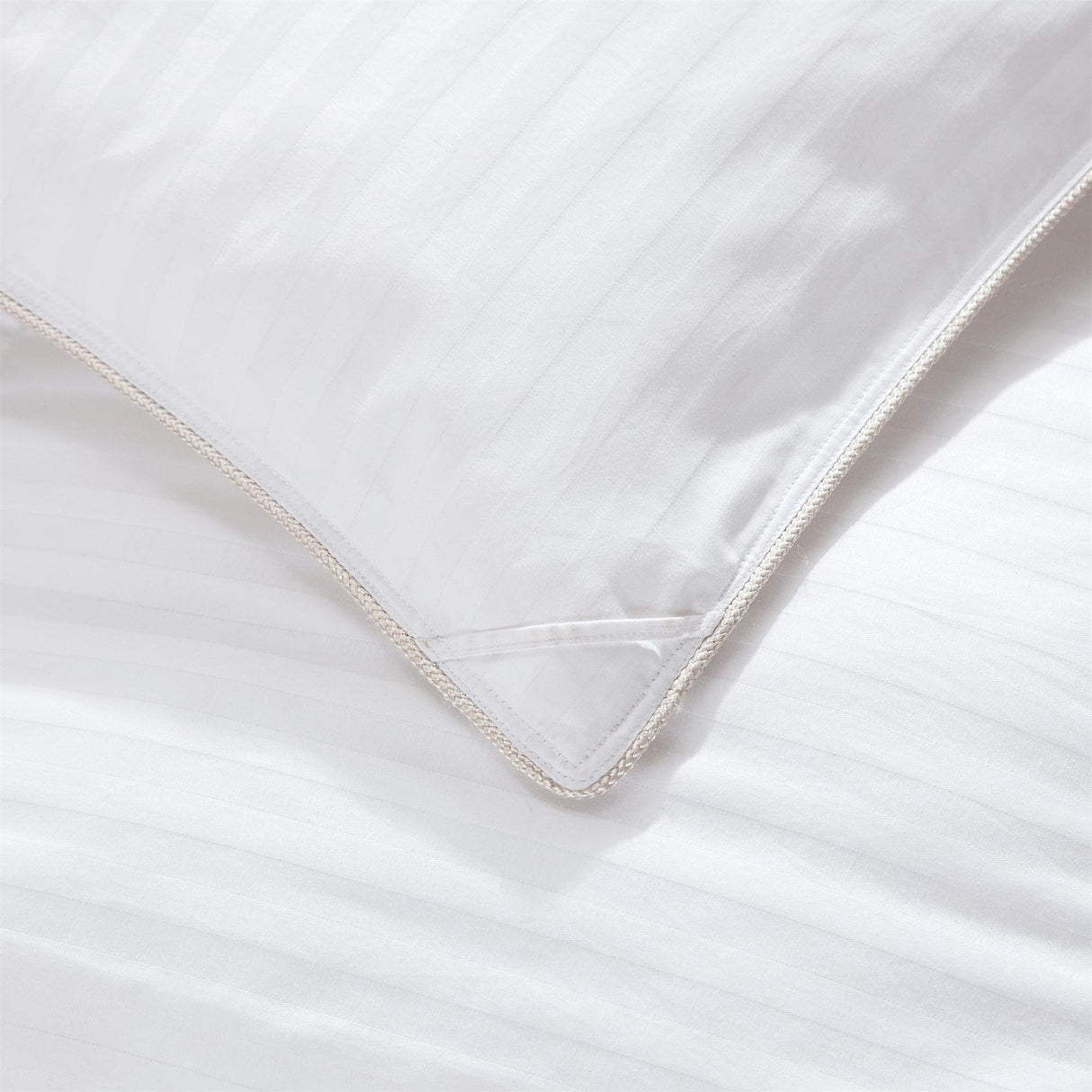 Size 1200 Thread-Count Siberian Goose Down Comforter, 100% Egyptian Cotton, White Stripe, 50Oz