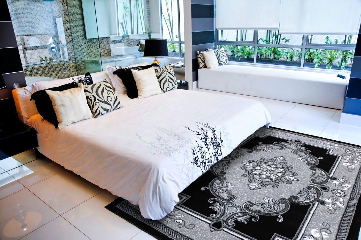 Traditional Hand-Carved Area Rug 5x7 - Black & Grey Floral Medallion