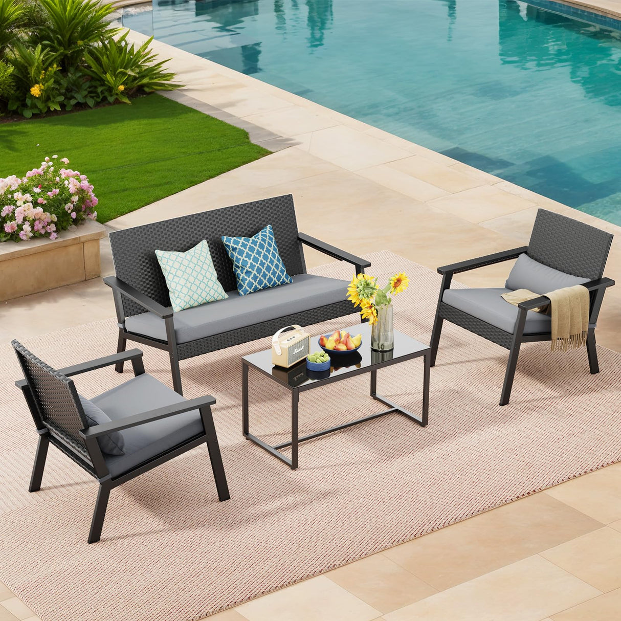 4-Piece Outdoor Wicker Patio Furniture Set with Deep Seating