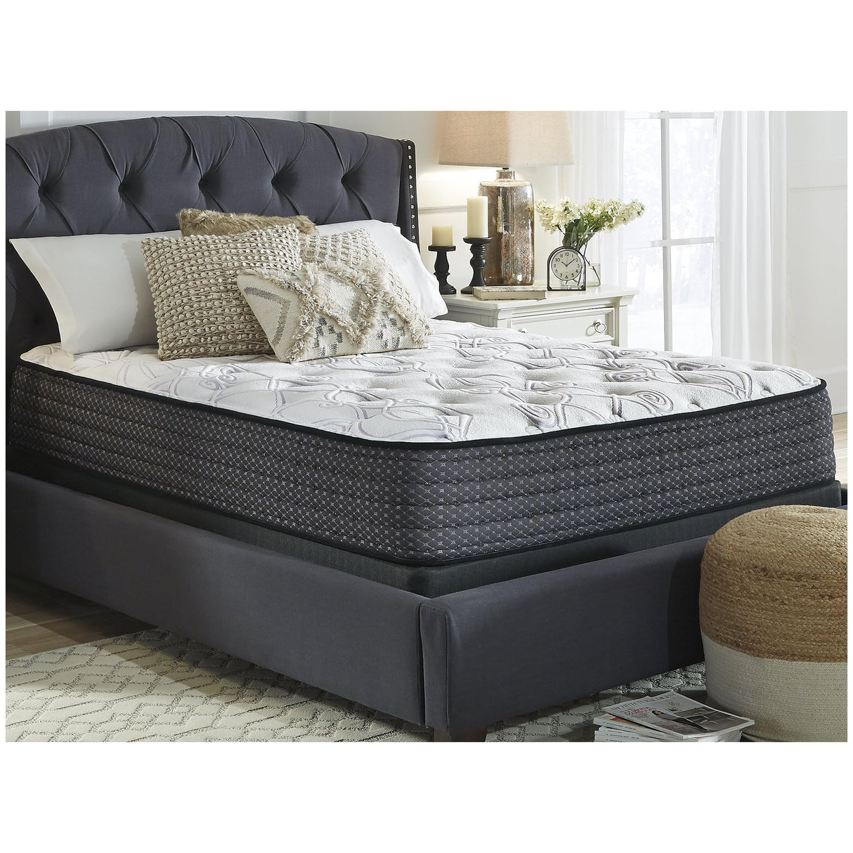 Queen Size Limited Edition 11 inch Plush Hybrid Mattress with Lumbar Support Gel Memory Foam