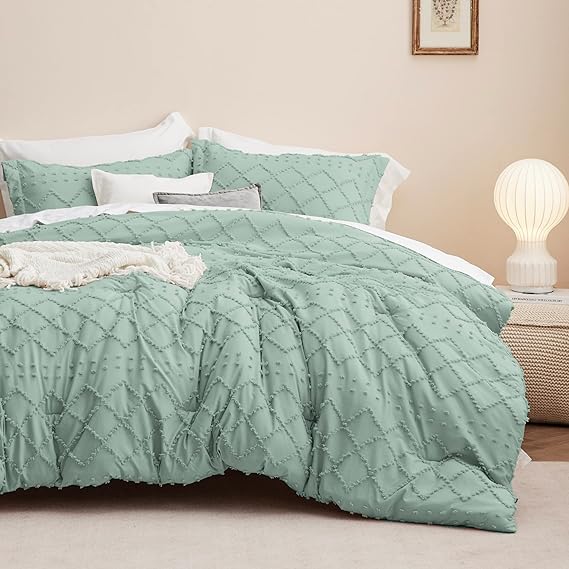 Boho Comforter Set - White Tufted Shabby Chic Bedding Comforter Set