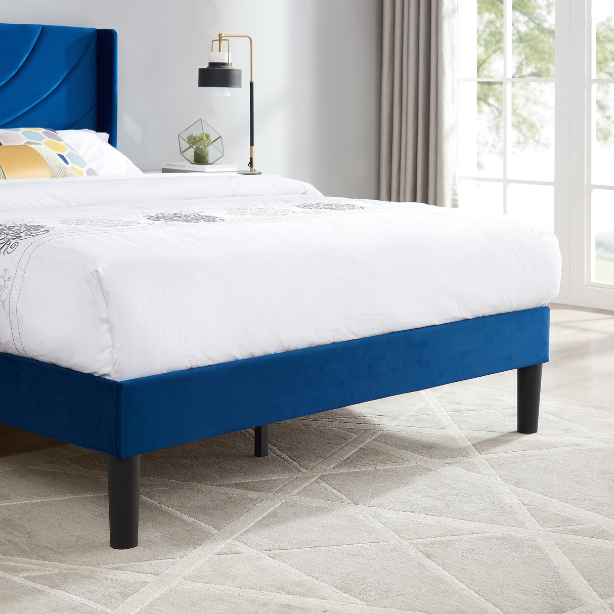 Full Size Upholstered Platform Bed Frame with Wave Fabric Headboard