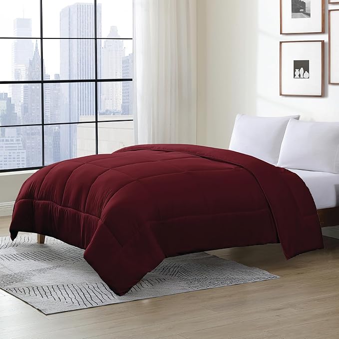 Twin Comforter - Lightweight & Extra Soft Down Alternative Bedding - All-Season Comfortable Bed