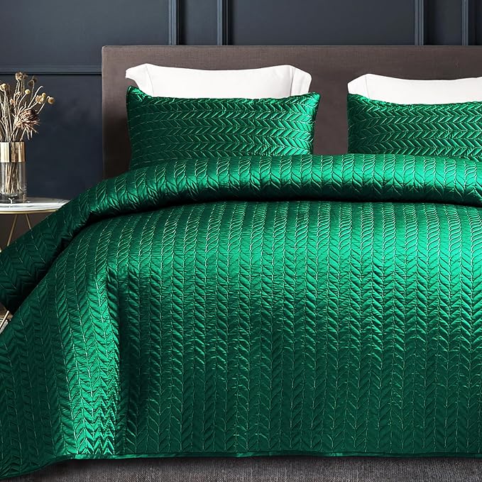 Silky Soft Satin Quilt King Size, Luxury Reversible Lightweight Bedspreads Covelets