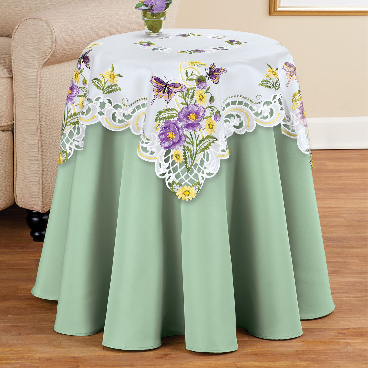 Wooden Round Side Accent Table, 20 Diameter x 25.5 Height Sturdy Classic Three-Legged Round Side Table