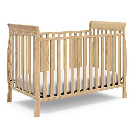 Convertible Crib (White) – GREENGUARD Gold Certified, Converts to Toddler Bed and Daybed, Fits Standard Full-Size Crib Mattress, Classic Crib with Traditional Sleigh Design