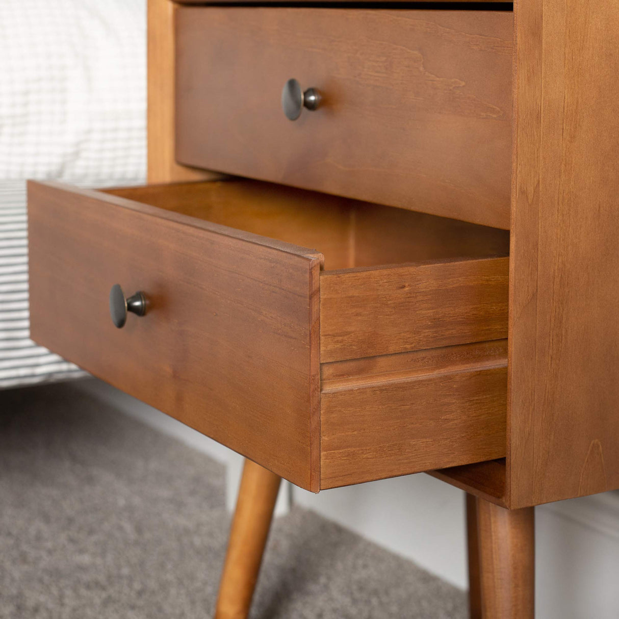 Mid-Century Modern 2-Drawer Solid Wood Nightstands Caramel Finish