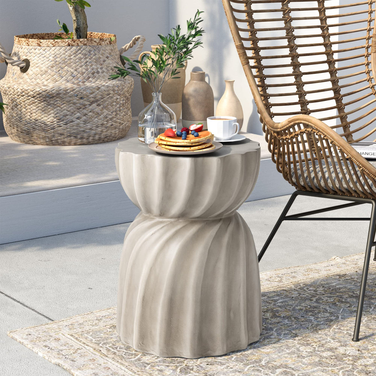 Outdoor Side Table, 19" H Outdoor Accent End Table, Patio Side Tables