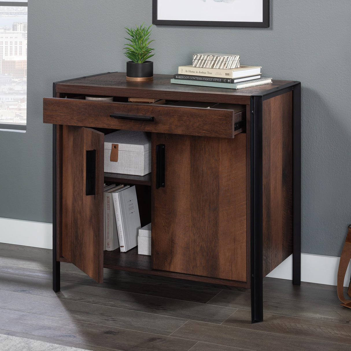 Briarbrook Utility Base, Barrel Oak Finish