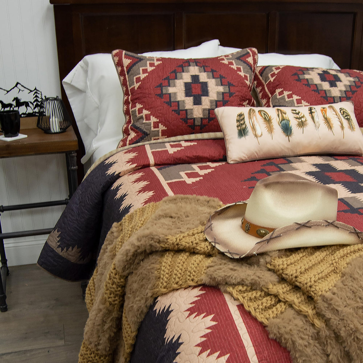 Set - 4 Piece - Mojave Southwest Quilt Set with Queen Quilt, Two Standard Pillow Shams and One Decorative Pillow - Machine Washable