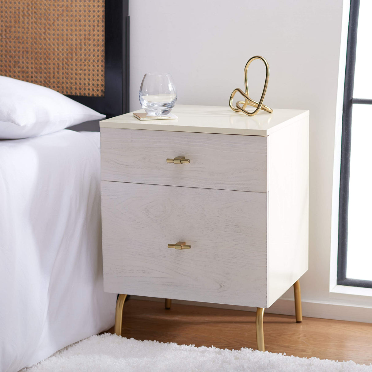 Home Collection Genevieve Cream/White Washed 2-Drawer Nightstand