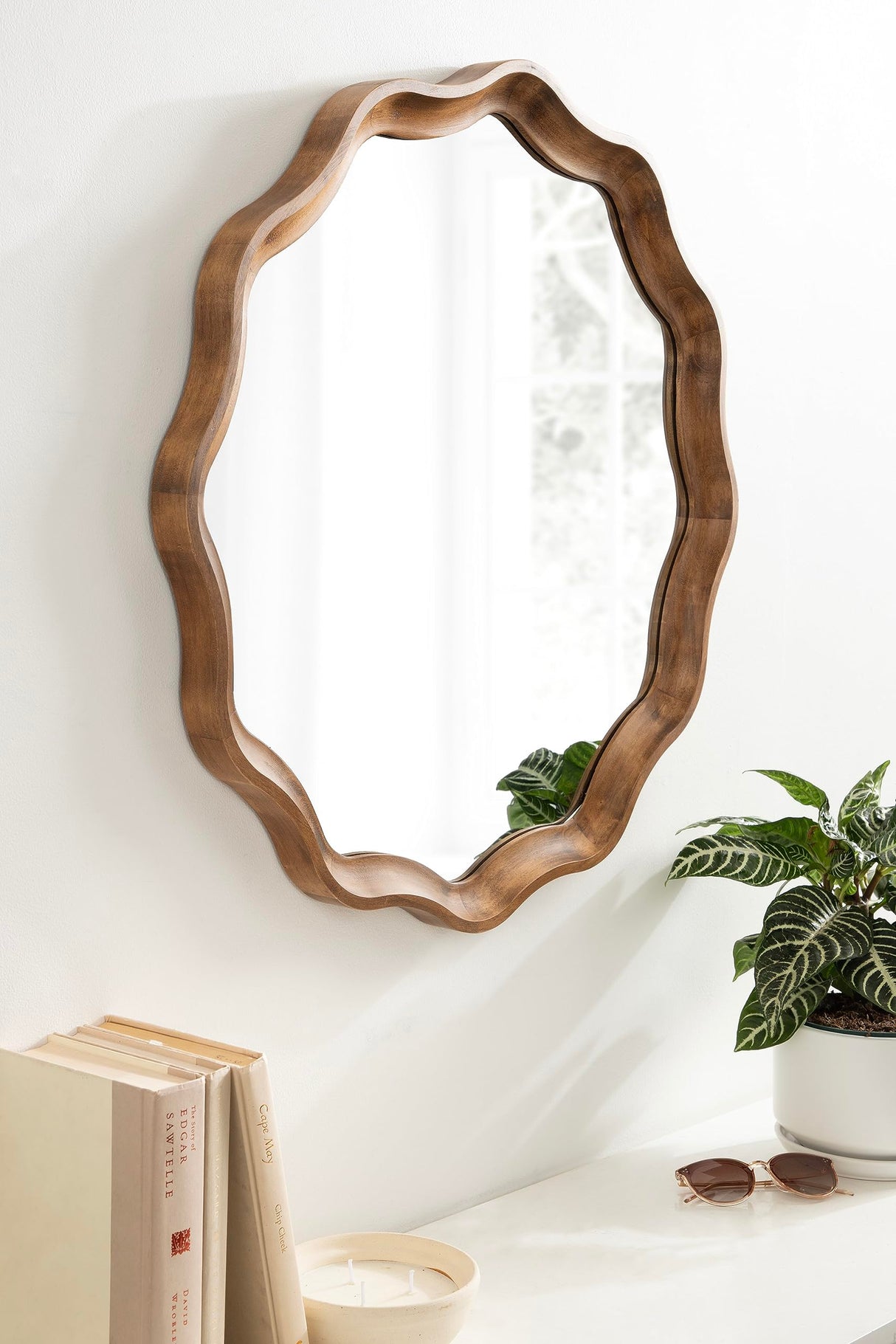 Hatherleigh Transitional Round Wooden Wall Mirror, 28 Inch Diameter