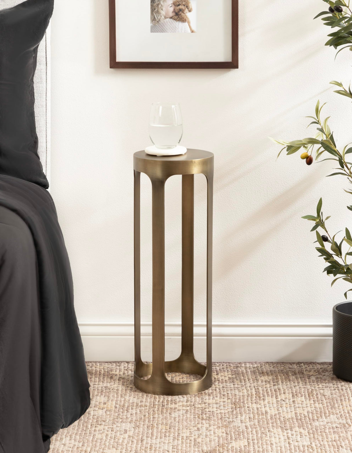 Kate and Laurel Dahl Modern Metal Round Outdoor Drink Table, 8 x 8 x 23, Antique Brass, Circle Accent Pedestal Patio Mini Table for Use as Living Room Plant Stand or Small Bedroom Nightstand