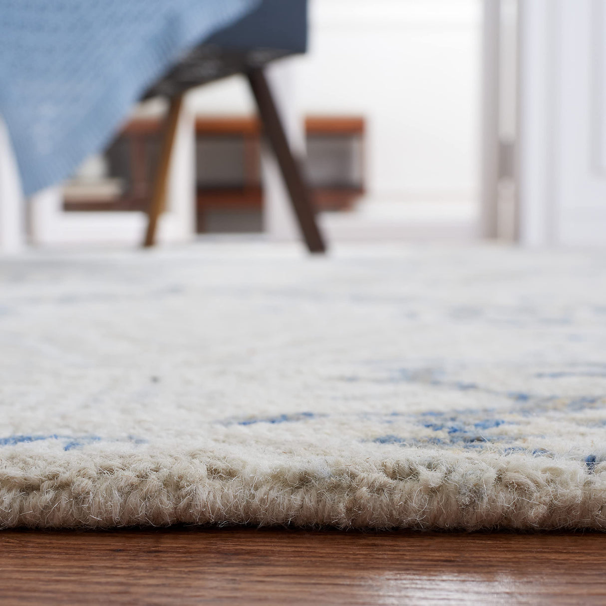 Micro-Loop Collection Area Rug - 5' Square, Blue & Ivory, Handmade Wool