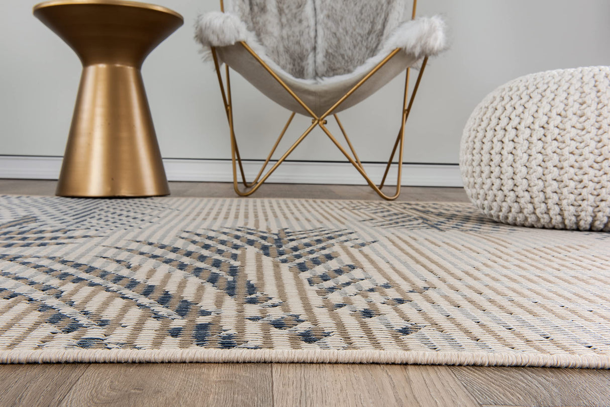 Bahama Palm Frond Indoor/Outdoor Non-Shedding Patio Deck Backyard