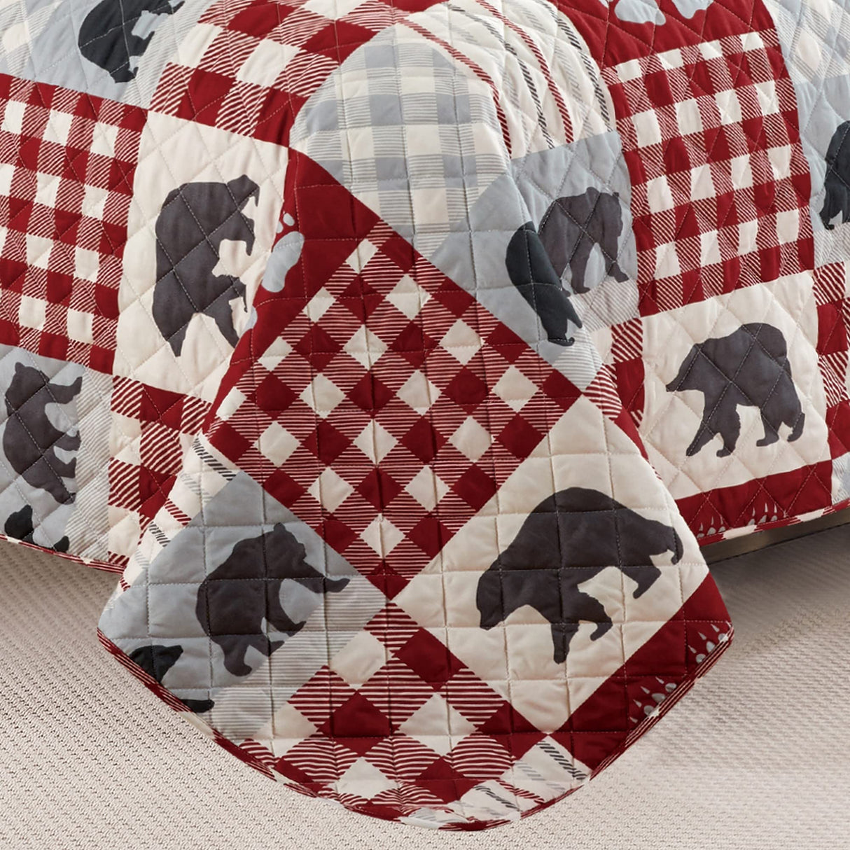 3 Piece Reversible Quilt Set with Sham | Queen Cabin Comforter Set | Rustic Bear Buffalo