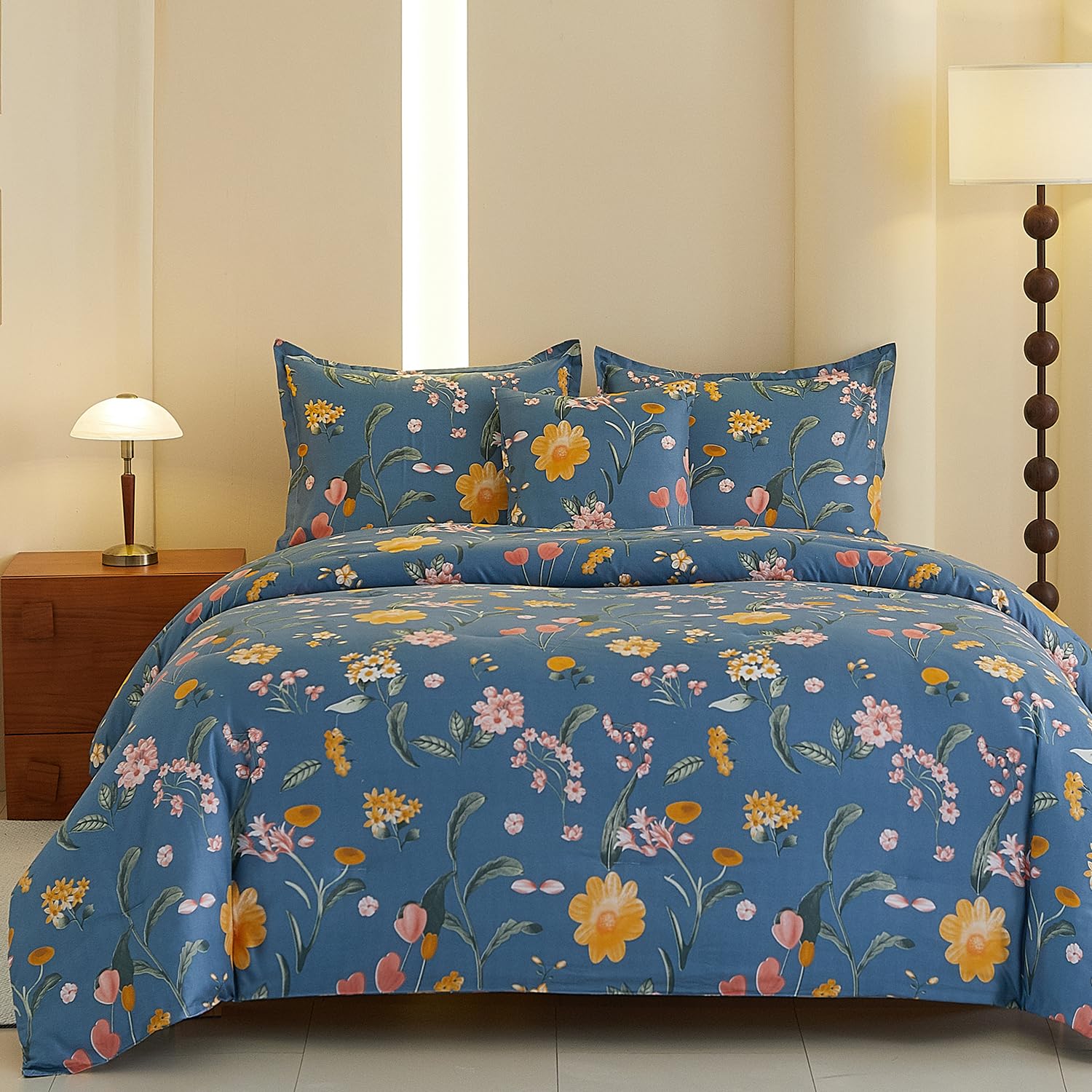 Blue King Comforter Set, Lightweight Elegant Flower Bed Set Comforter for All Season