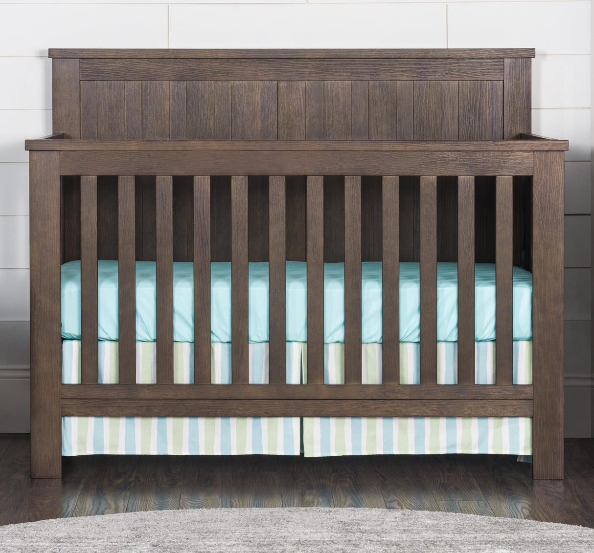 4-in-1 Convertible Crib, Baby Crib Converts to Day Bed, Toddler Bed and Full Size Bed