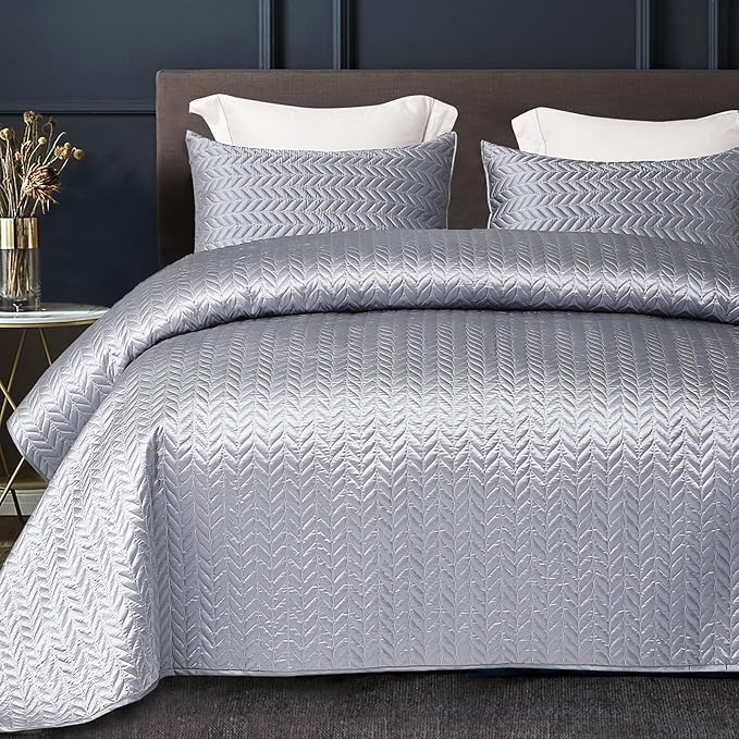 Luxury Reversible Lightweight Bedspreads Covelets for All Seasons