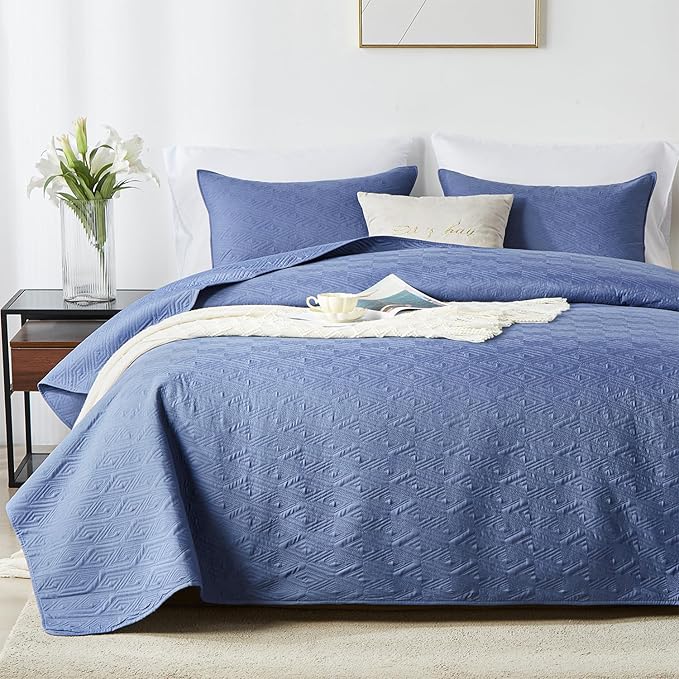 Full/Queen Quilt Set,Black Quilt Bedding Set with 2 Pillow Shams,Soft Lightweight Diamond Pattern