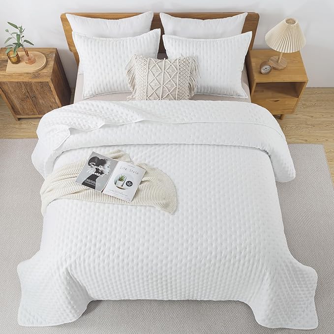 King Size Quilt Bedding Set (106x96 Inch), 3 Pieces Burnt Orange Fall Soft Lightweight