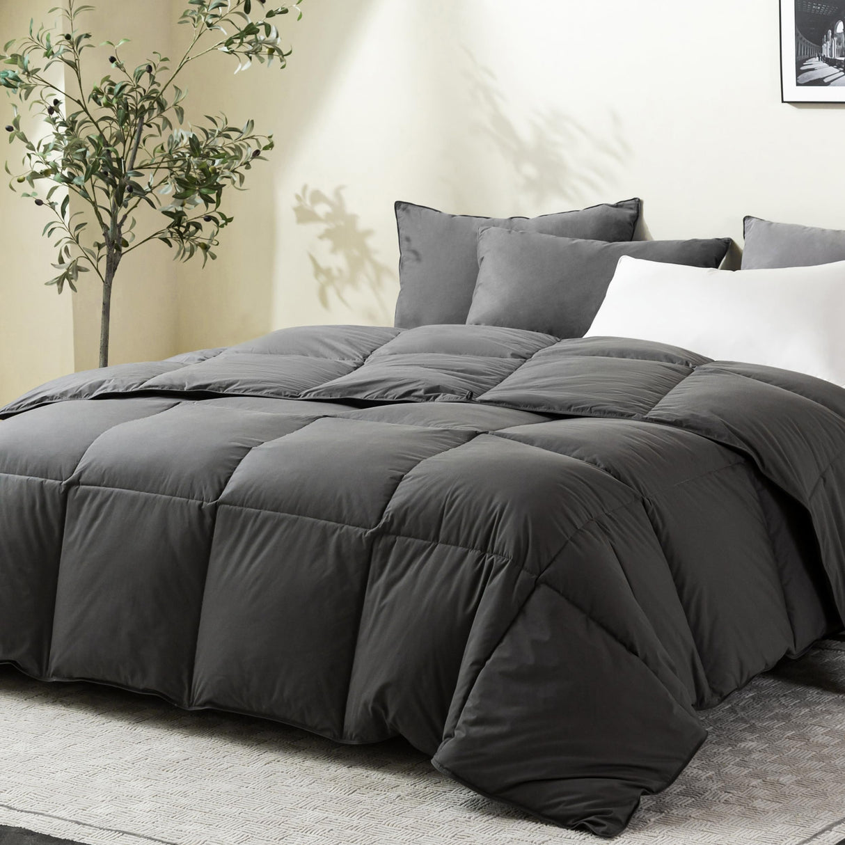 Luxury Medium Warmth Feather Down Comforter Twin Size