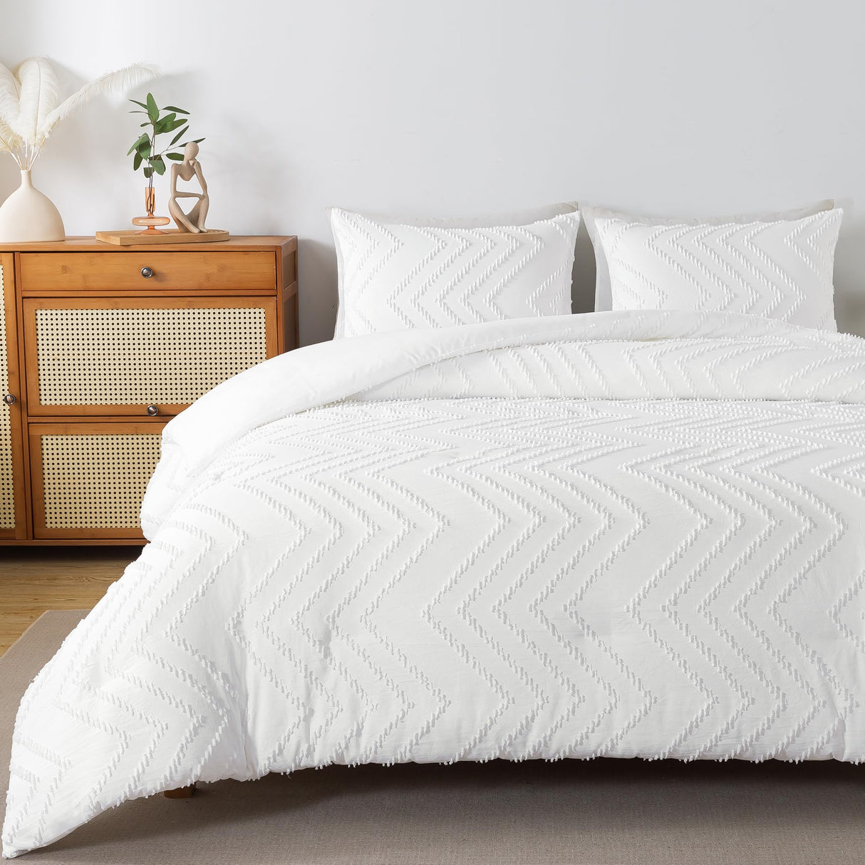 White Comforter King Size, Boho Soft Fluffy Warm Lightweight Bedding Comforter