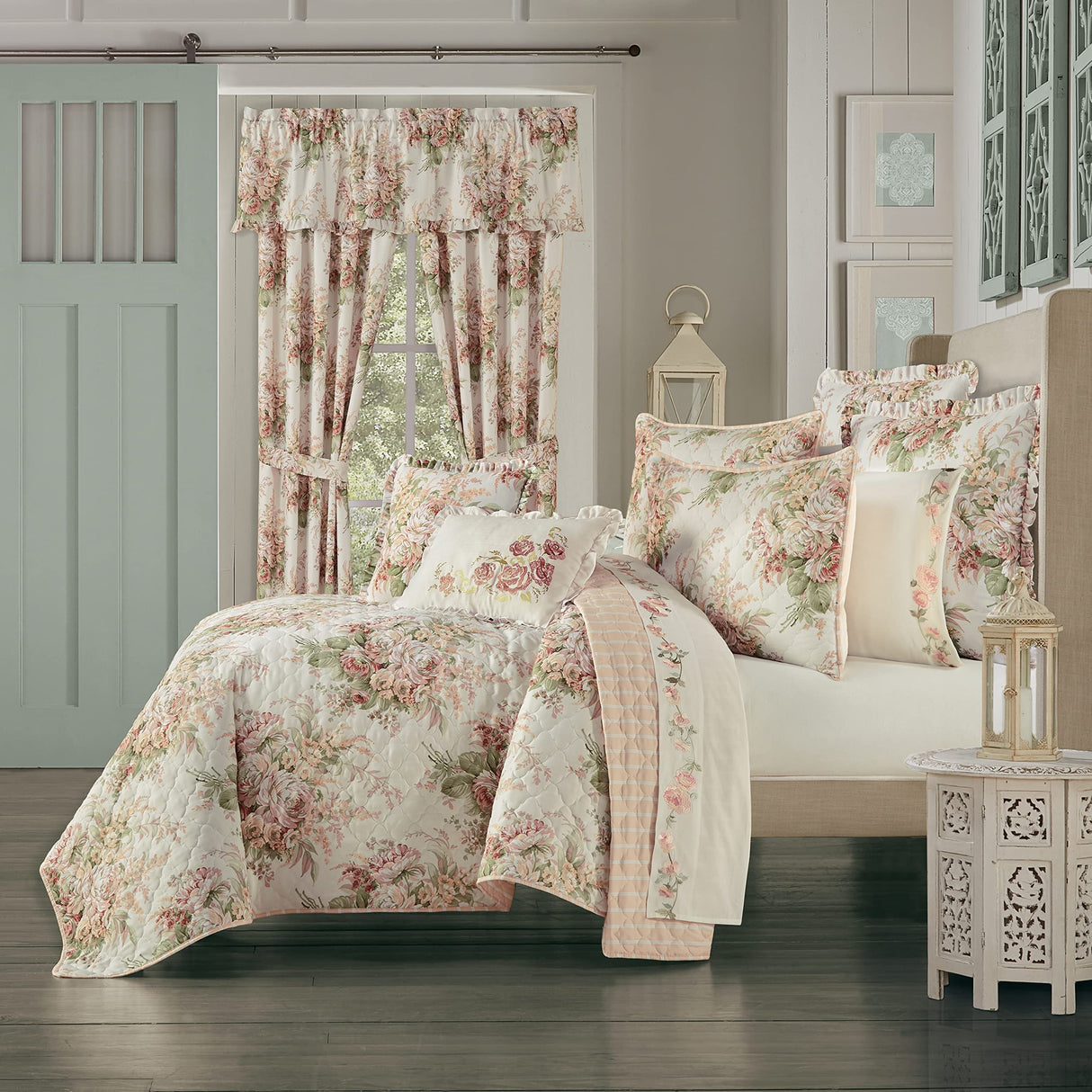Five Queens Court Cal King 3Pc. Quilt Set, Coral, 104X90