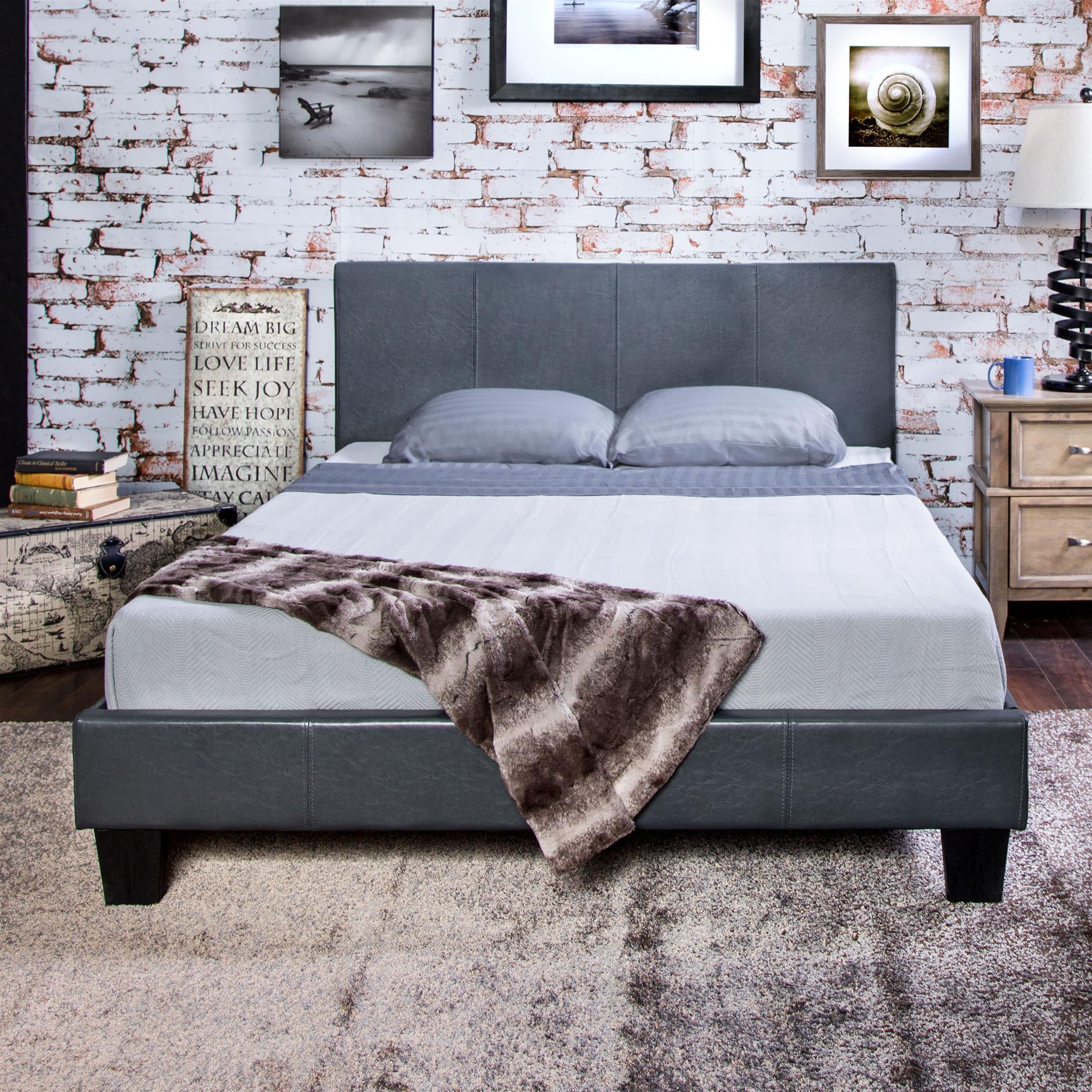 Furniture of America Ramone Faux Leather King Platform Bed in Gray