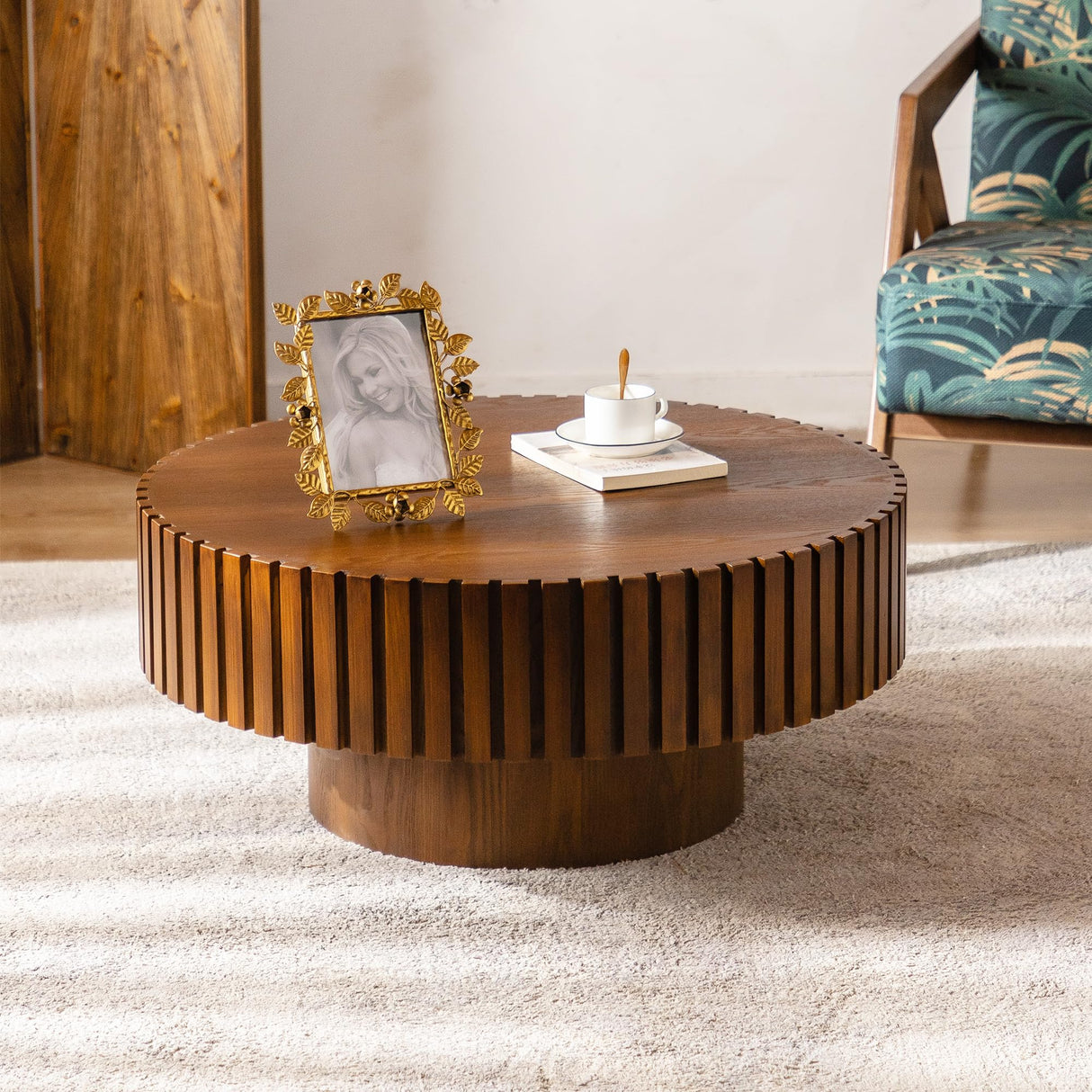 Round Wood Coffee Table, Handcraft Drum Tea Table Center Table for Living Room, Modern Circle Wooden Cocktail Table for Small Space, Easy Assembly