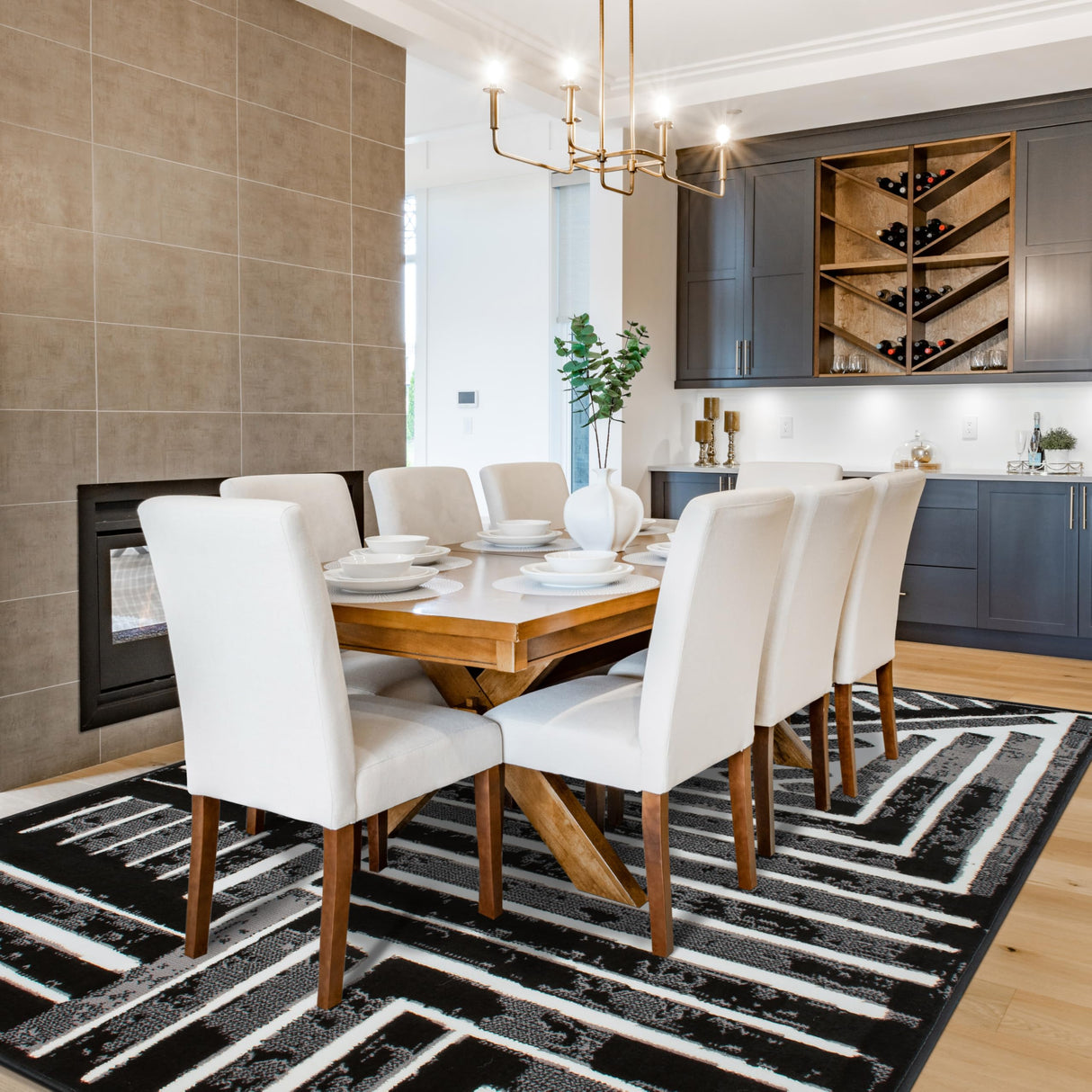 Contemporary Stripe Area Rug 7'10" x 10' Black