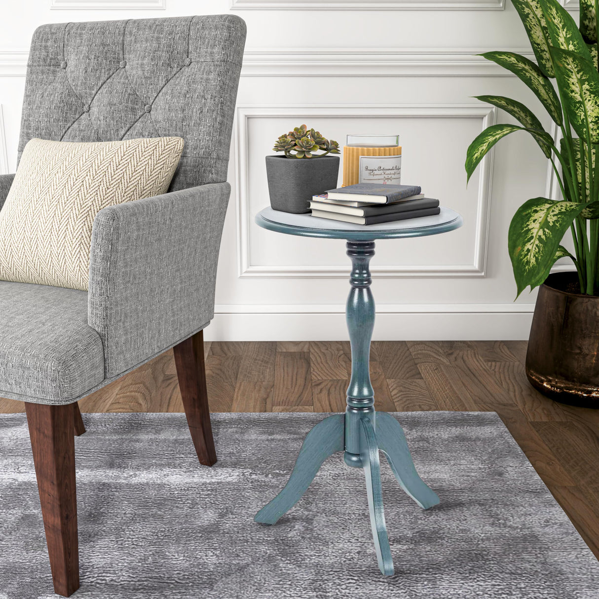 Simplify Round Pedestal Accent Side Table, Chic & Compact MDF Furniture for Traditional