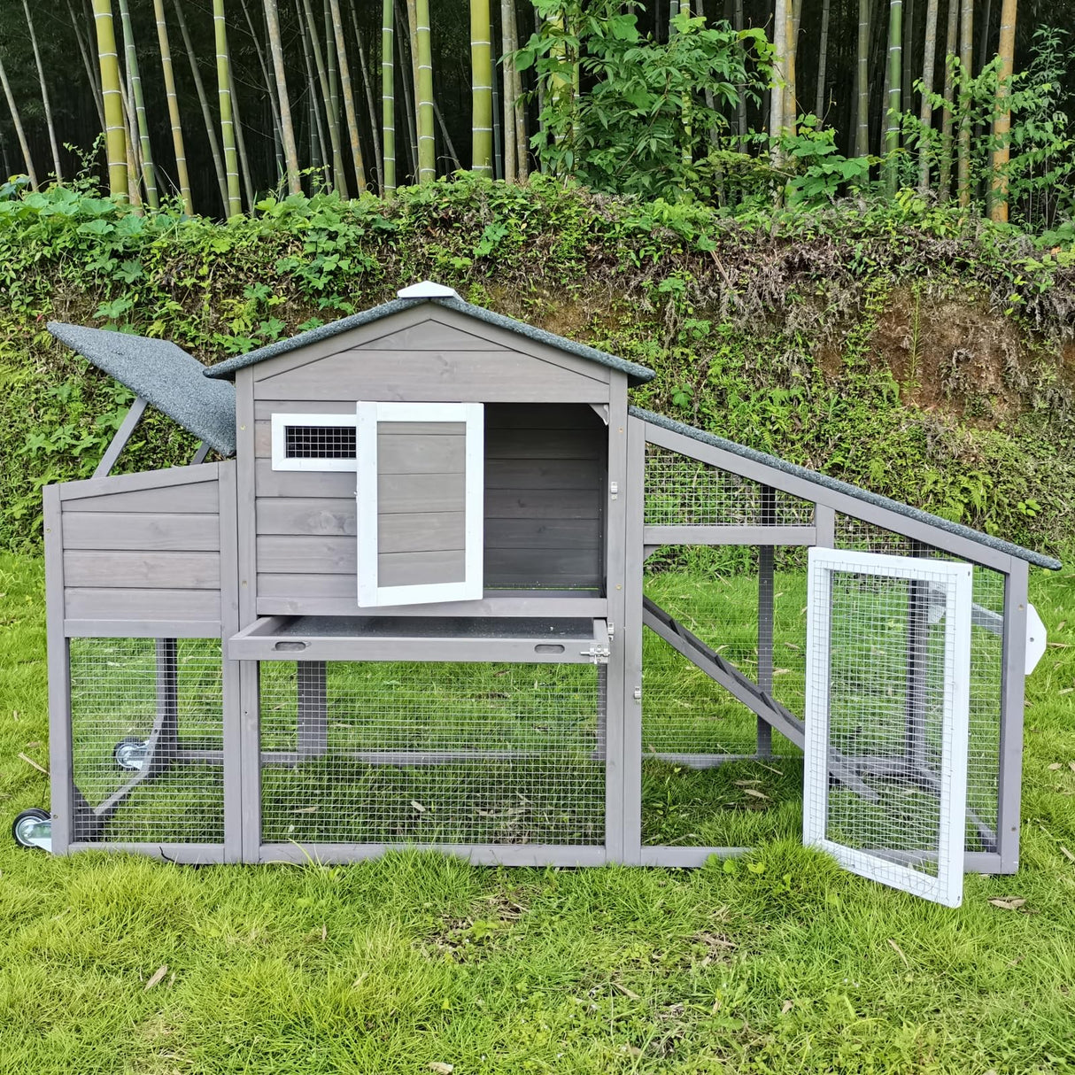 RoamEase Mobile Chicken Coop with Nesting Box, Tray & Asphalt Roof
