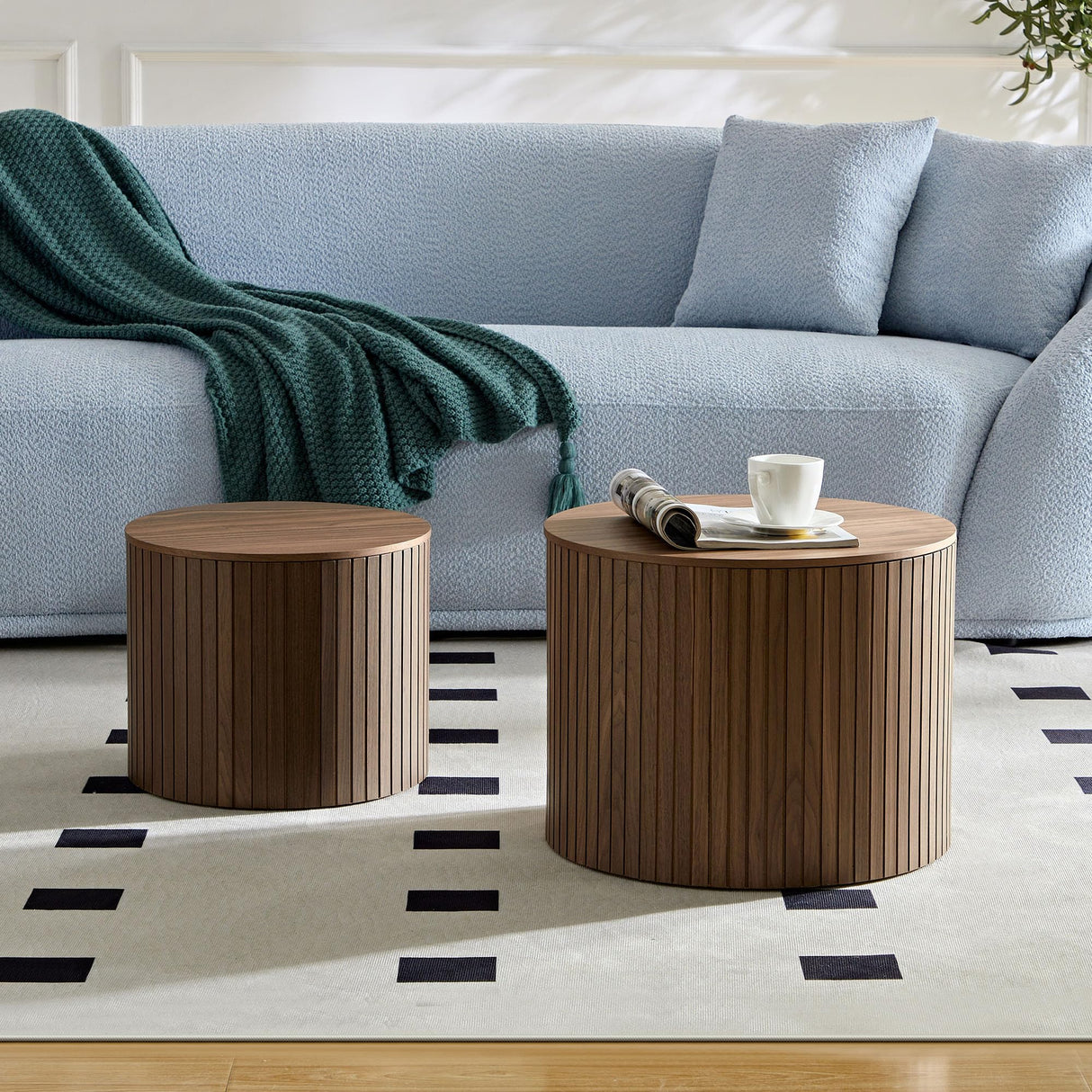 19Inch Nesting Coffee Table Set of 2,Modern Round Wooden Coffee Tables,Plenty
