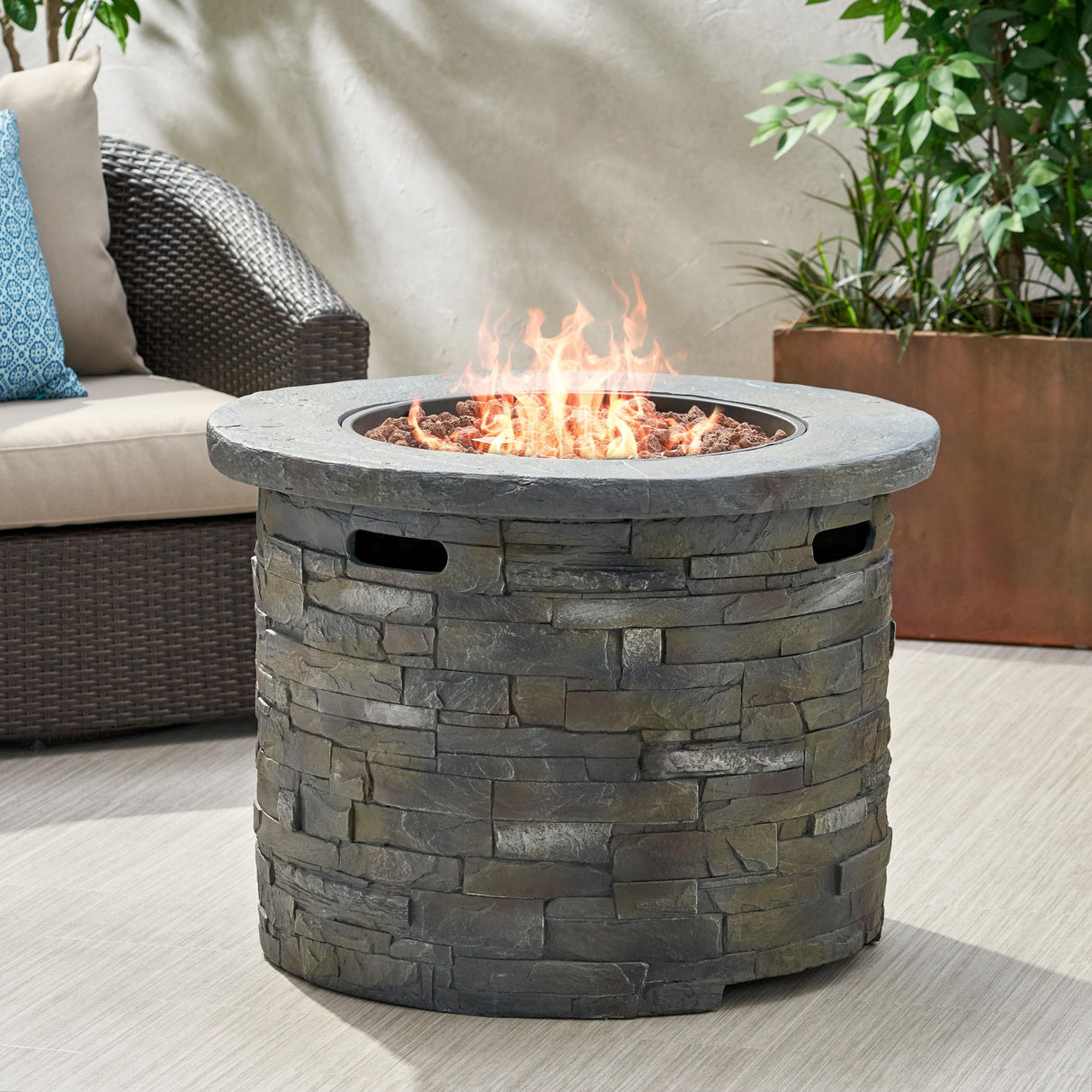 Blaeberry Outdoor Circular Firepit, Natural Stone Finish