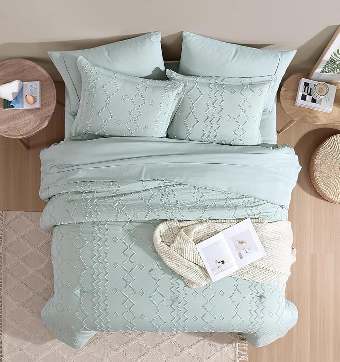 Queen Comforter Set 7 Pieces, Boho Tufted Bedding Comforter Sets for All Seasons