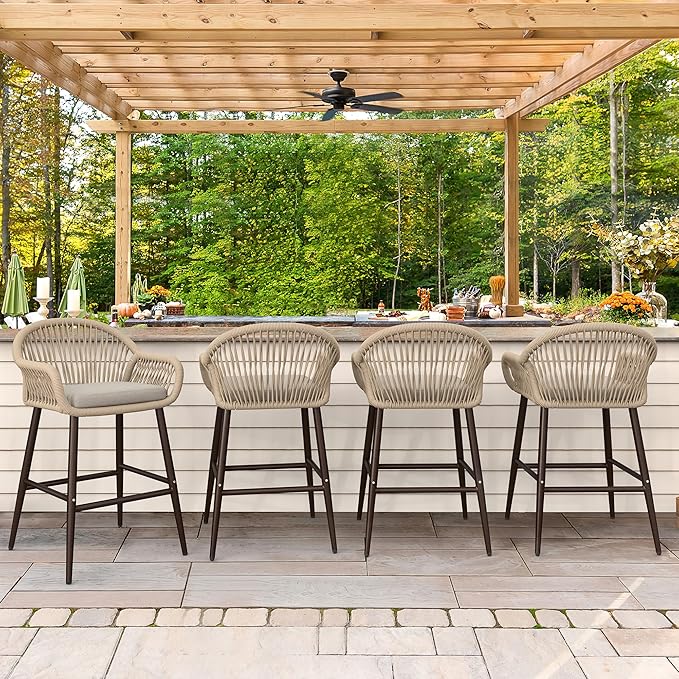Outdoor Bar Stools Set of 4, 26.8" H Rattan Outdoor Counter Height Bar Stools