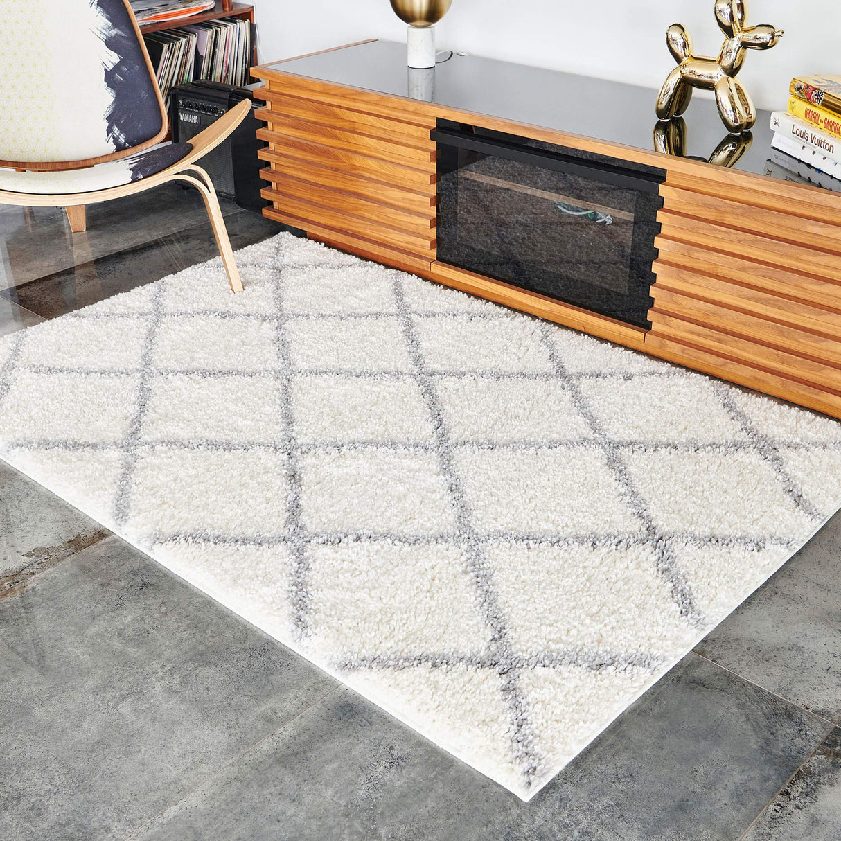 Modern Solid Ivory White Area Rug 5' x 8' - Indoor Outdoor Bohemian Accent