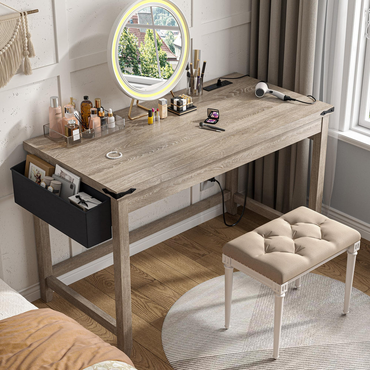 Computer Desk, Small Desk with Power Outlet, Home Office Desks, Study Desks