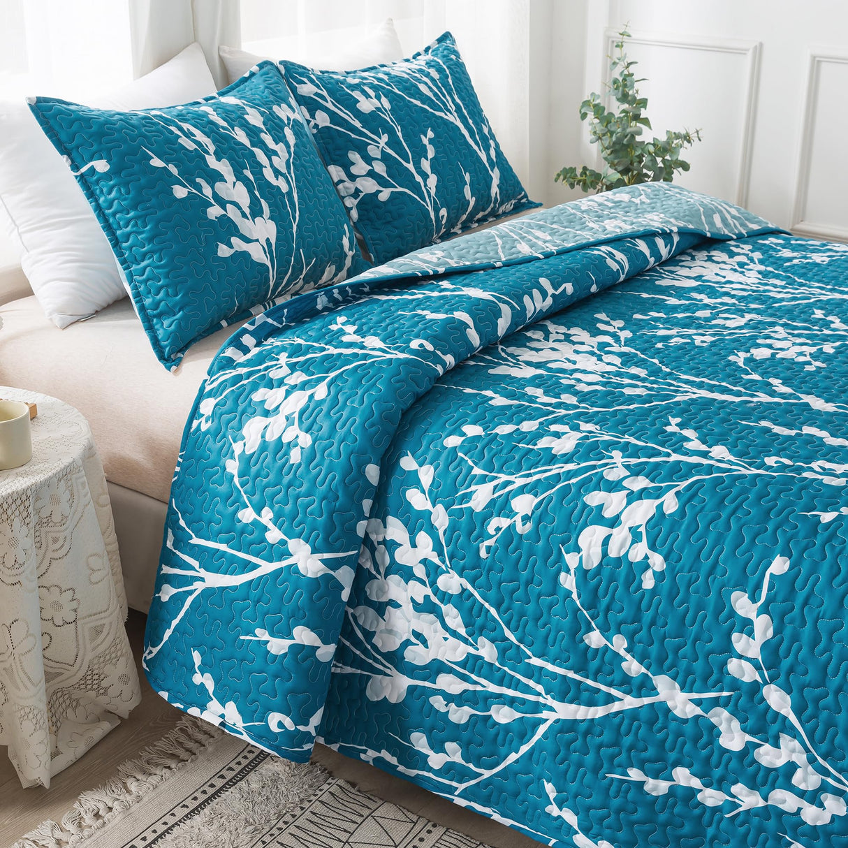 Teal Blue Quilt Queen Size (96x90 Inch), 3 Pieces Fall Floral Lightweight Bedspread