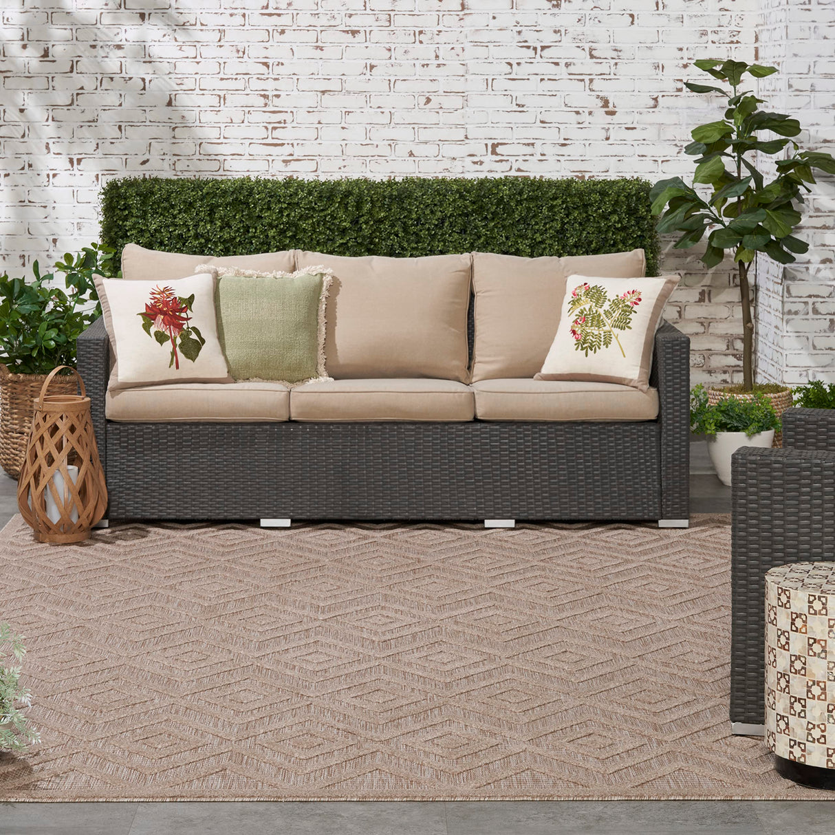 Versatile Indoor/Outdoor Natural Beige 8' x 10' Area Rug, Easy Cleaning