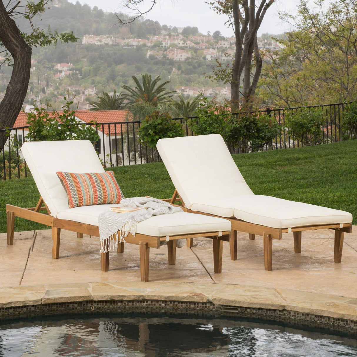 Outdoor Pool/Deck Furniture, Teak Chaise Lounge Chairs with Cushions (Set of 2)
