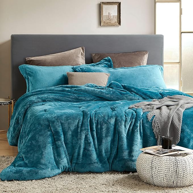Oversized King Comforter Set | Ultra Soft Plush, Luxury Bedding, Ocean Teal