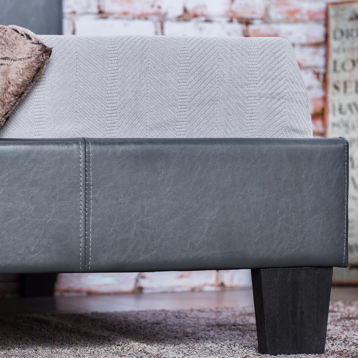 Furniture of America Ramone Faux Leather King Platform Bed in Gray