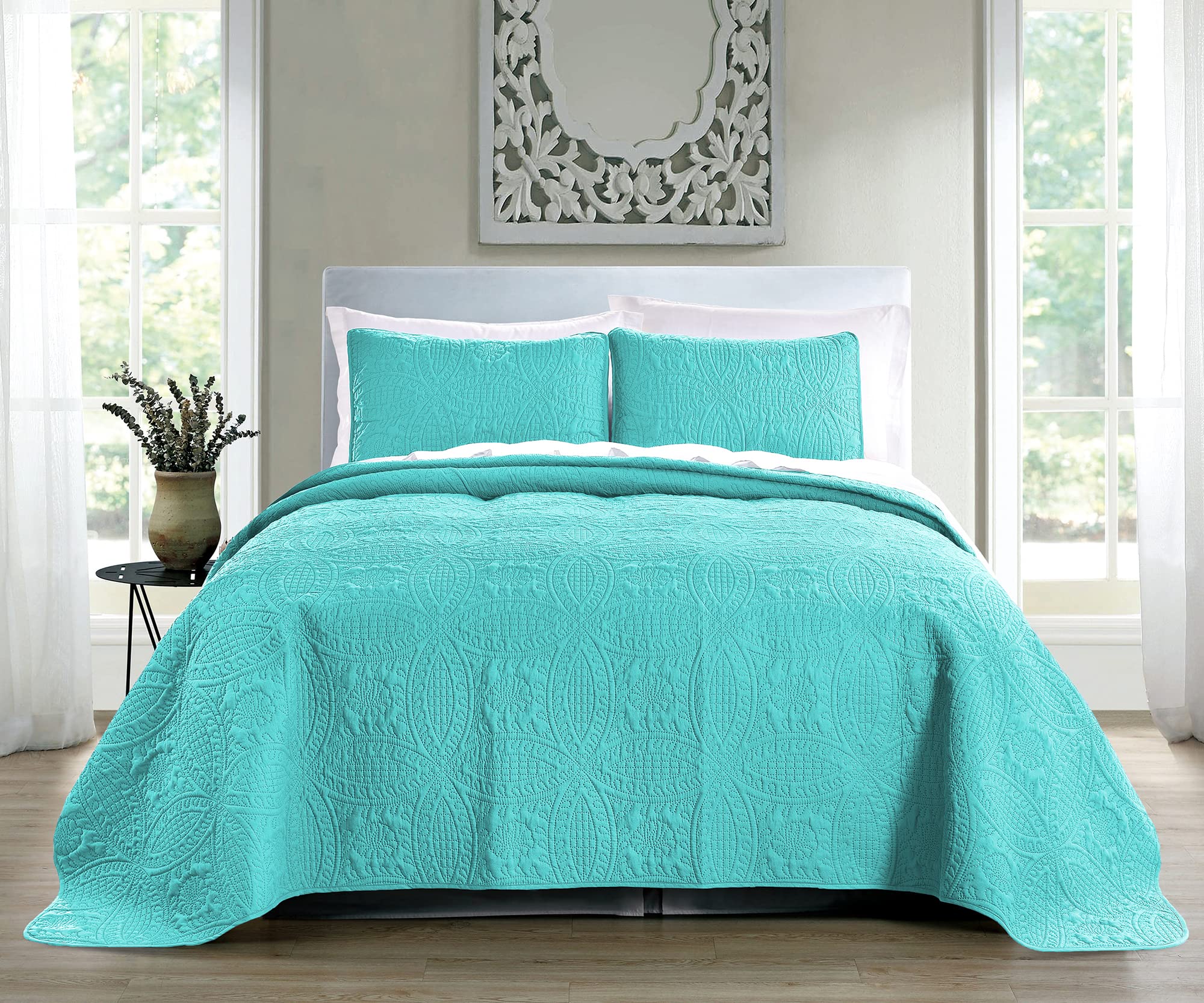 Quilt Set Full/Queen Size Aqua - Oversized Bedspread