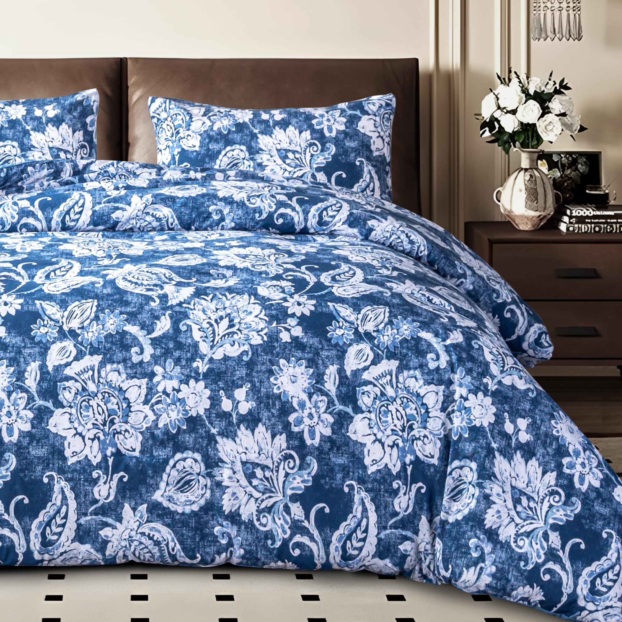 Blue and White Floral Queen Size Comforter Set