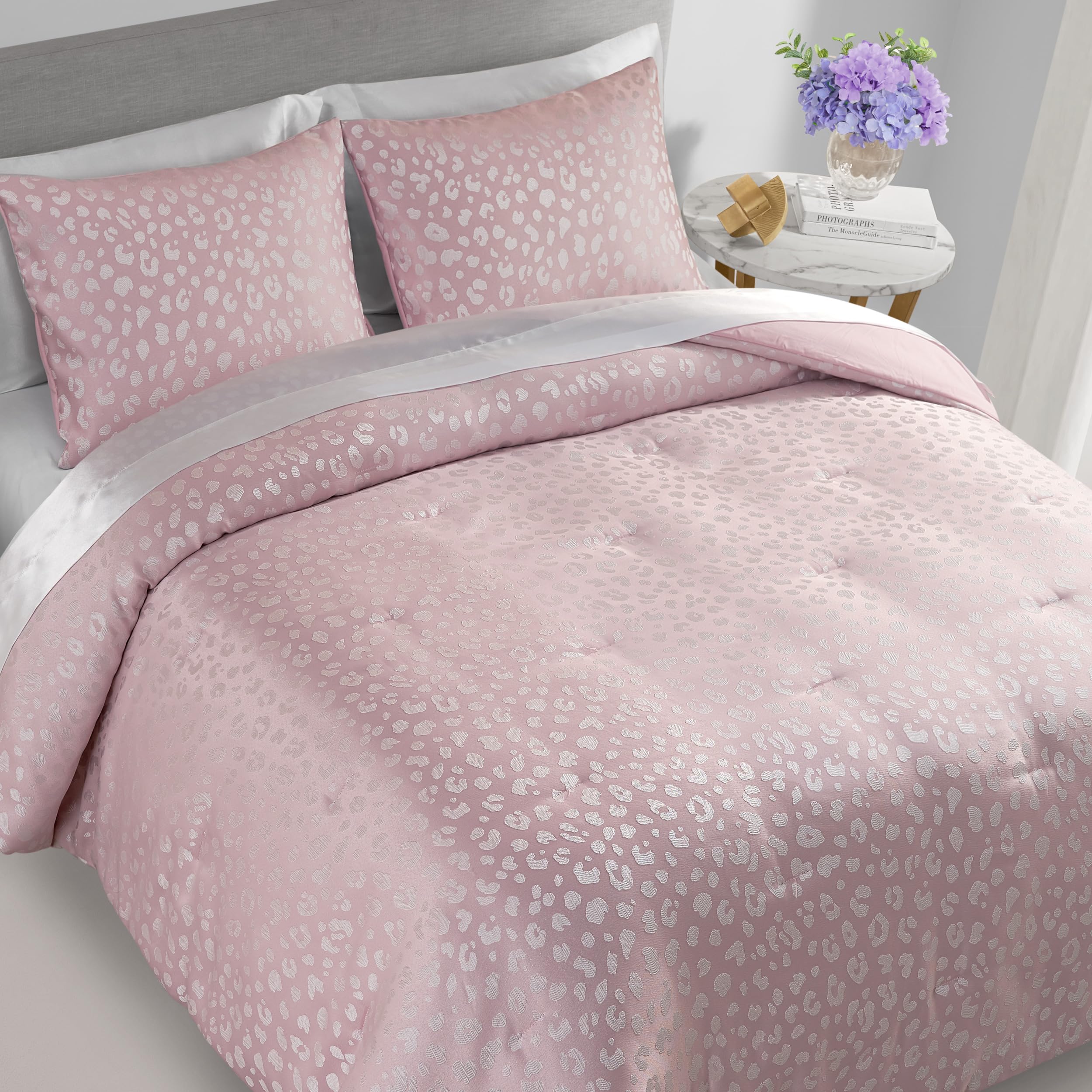 Sparkle Cheetah Jacquard King Comforter Set - 3 Piece Luxury Bedding Ensemble
