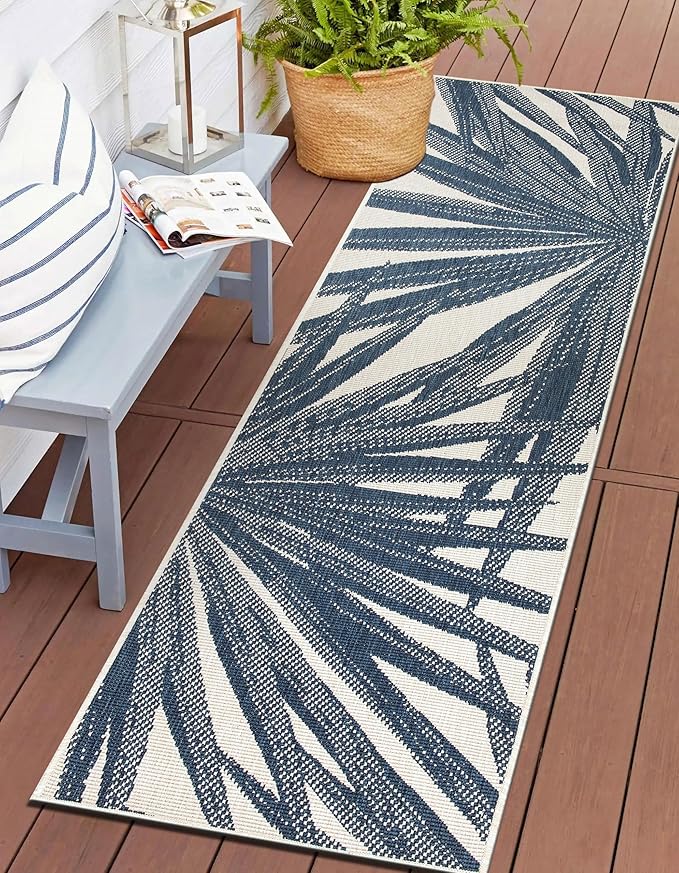 Tropical Leaves Nature Inspired Indoor/Outdoor Area Rug 5' x 7' Black