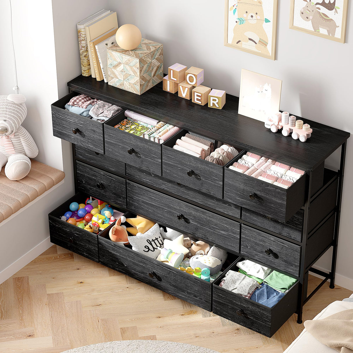 Black Dresser, Dresser for Bedroom with 13 Storage Drawers